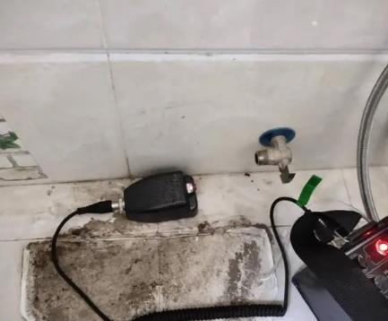 镇赉屋顶漏水维修公司分享下卫生间漏水的危害及解决方法